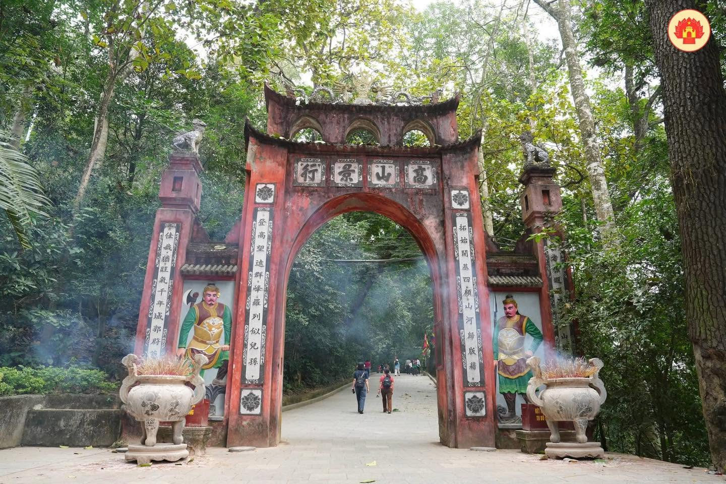 Đền thờ Vua Hùng