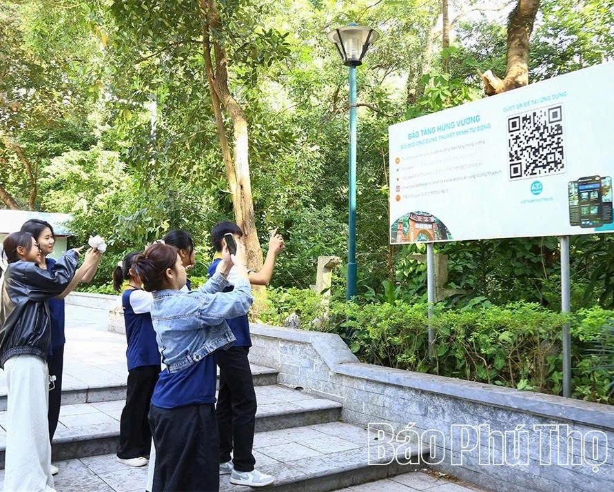 Chuyển đổi số: Động lực đưa du lịch Đất Tổ bứt phá vươn tầm Quốc tế