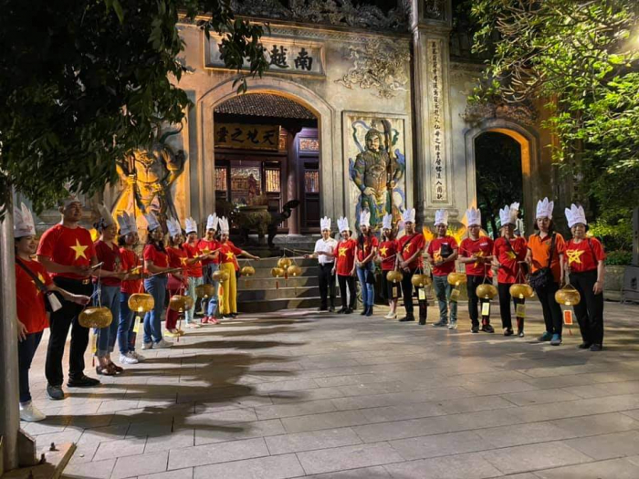 Công bố tour du lịch đêm Đền Hùng “Trở về cội nguồn - linh thiêng Đất Tổ”