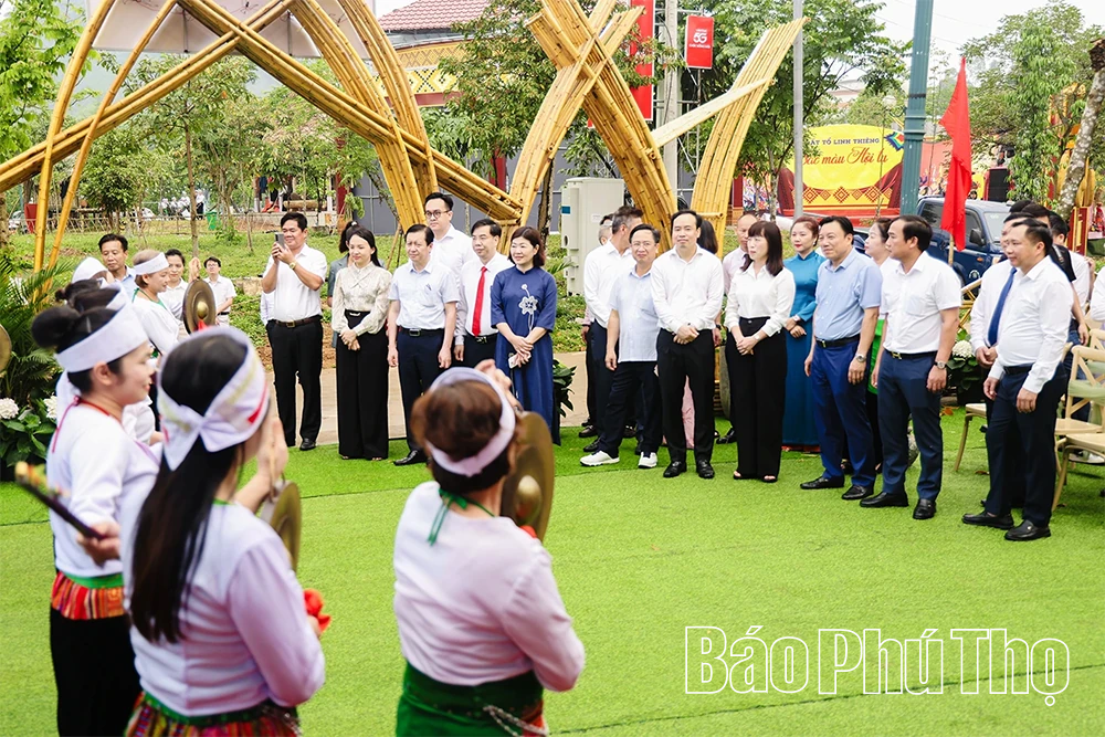 Phú Thọ sôi nổi chuẩn bị cho Lễ hội Đền Hùng điểm hẹn văn hóa lớn của cả nước